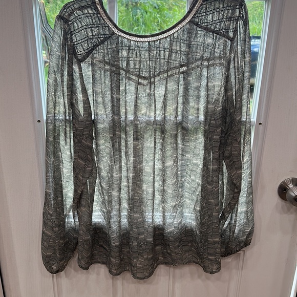 Maurice’s XXL sheer long sleeve top feather print lightweight black white boho - Picture 9 of 10